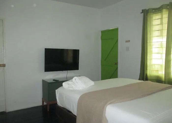 Kingsworth Bed And Breakfast